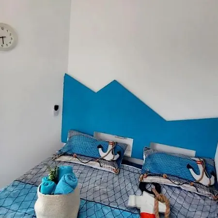 Sun Sea No 5 Sea View Apartment