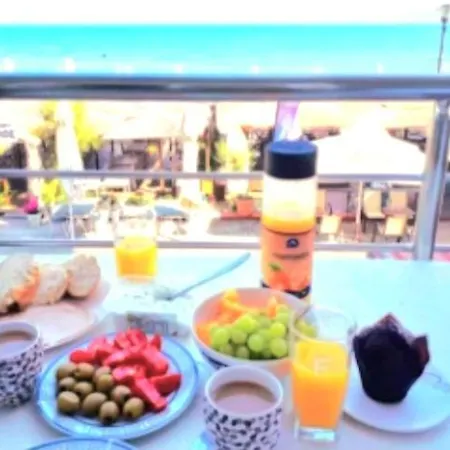 Sun Sea No 5 Sea View Apartmán Peraía